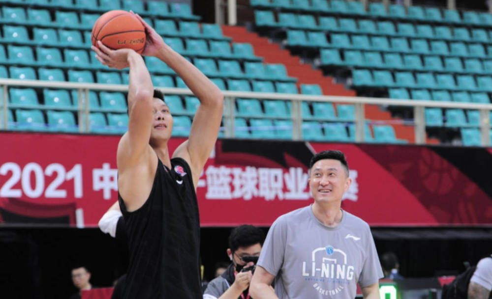表现不好“他们有很多机会，我们不能允许这样的事情发生。